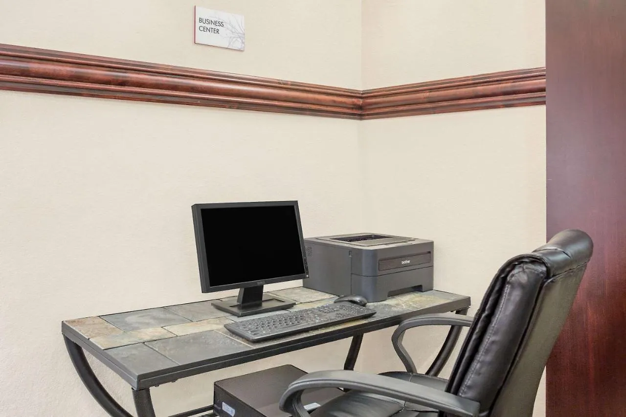 Ramada By Wyndham Denver International Airport Hotel