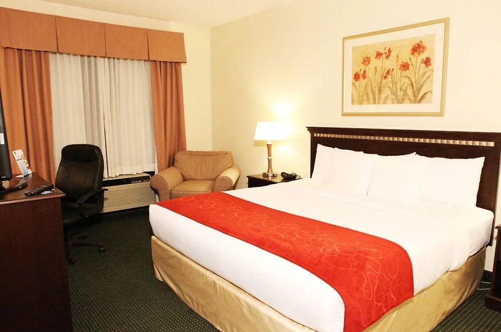 Ramada By Wyndham Denver International Airport Hotel