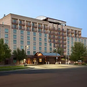 Courtyard By Marriott Airport *** Denver