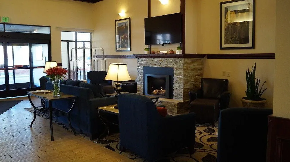 Hotel Ramada By Wyndham Denver International Airport