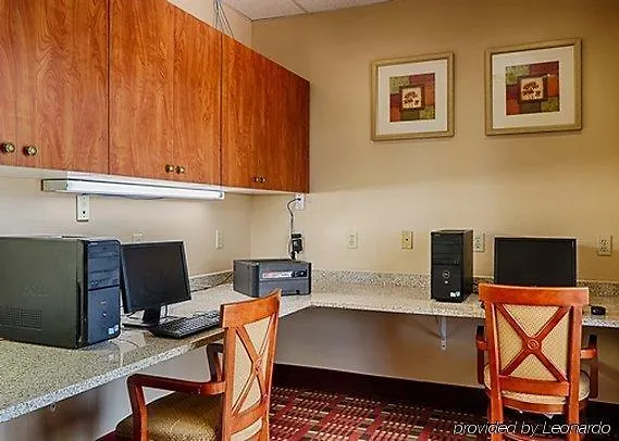 Hotel Ramada By Wyndham Denver International Airport