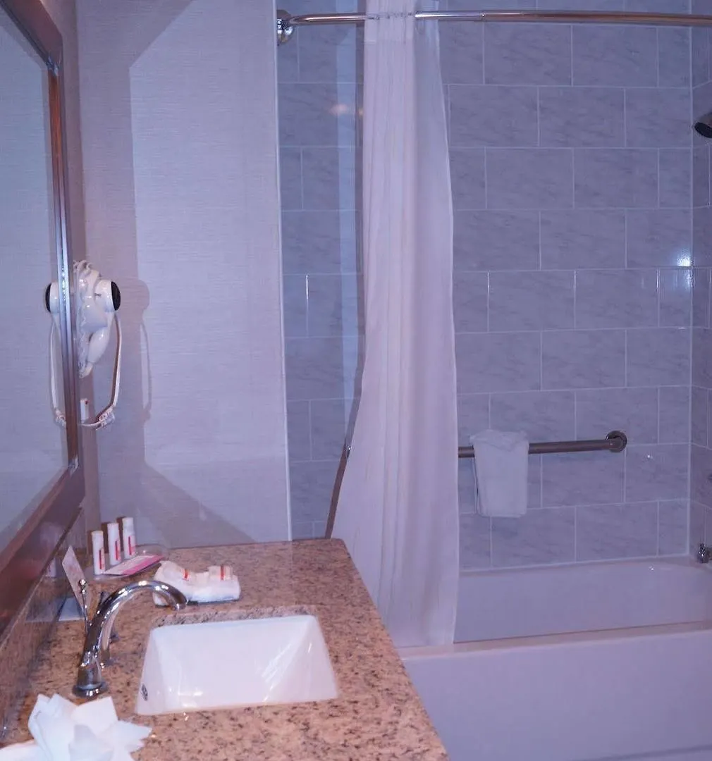 Ramada By Wyndham Denver International Airport Hotel